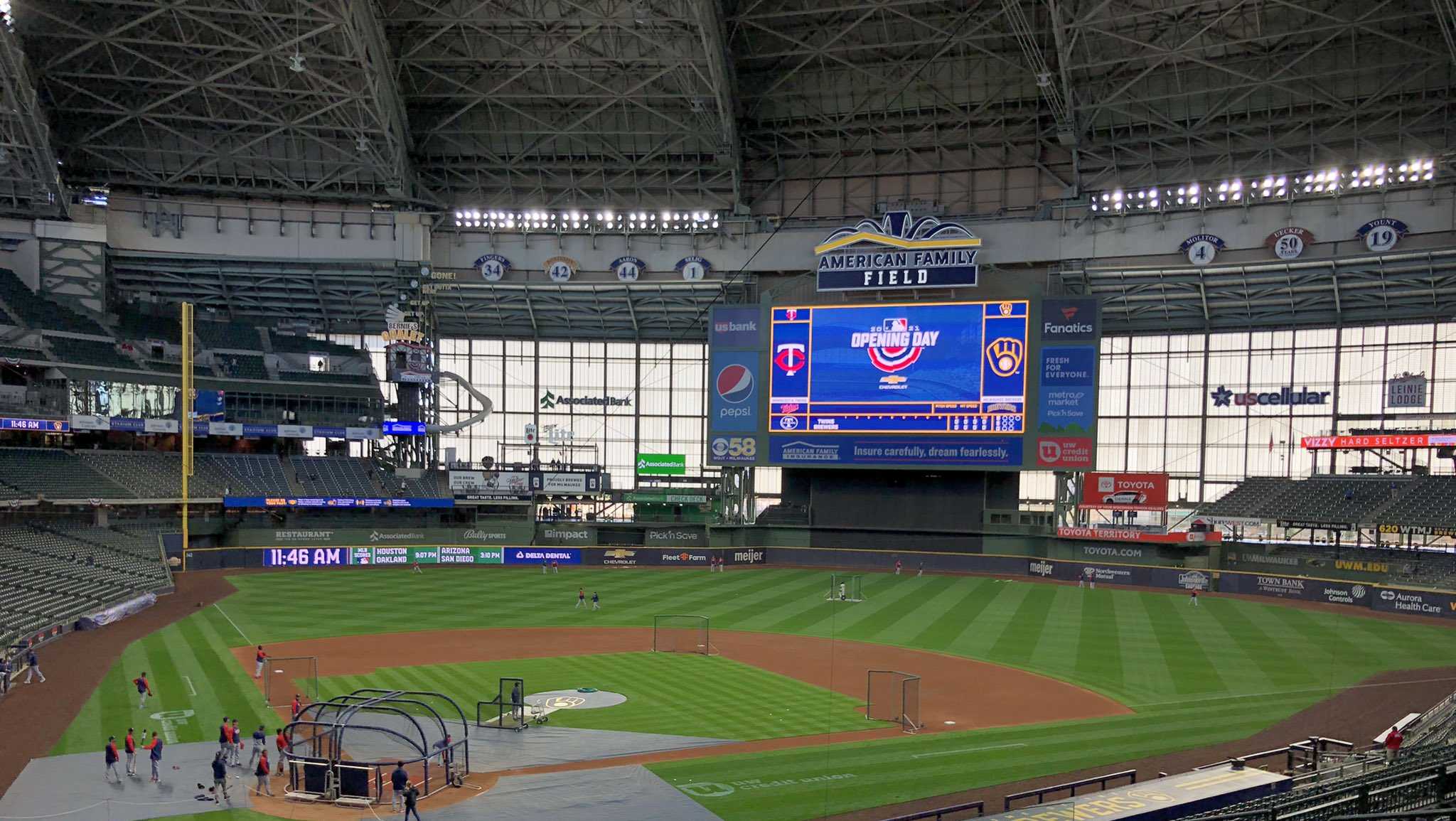 COVID-19: Get a vaccine, get 2 free Brewers tickets - Vimarsana News