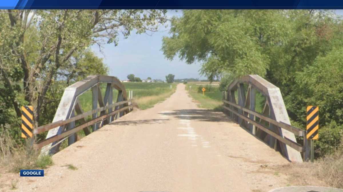 Explosive damages Saunders County bridge