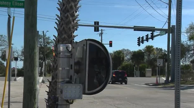 Brightline safety: Melbourne installs cameras at deadly crossing - Vimarsana News