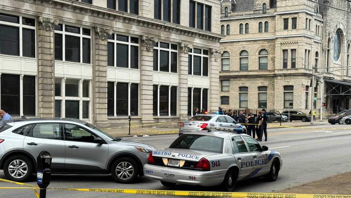 Downtown morning shooting in Louisville leaves man in hospital