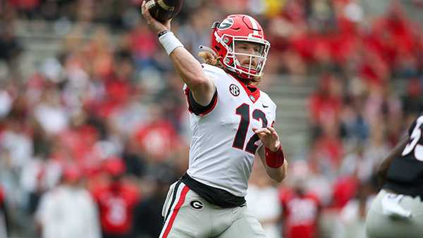 UK football adds Georgia transfer quarterback Brock Vandagriff