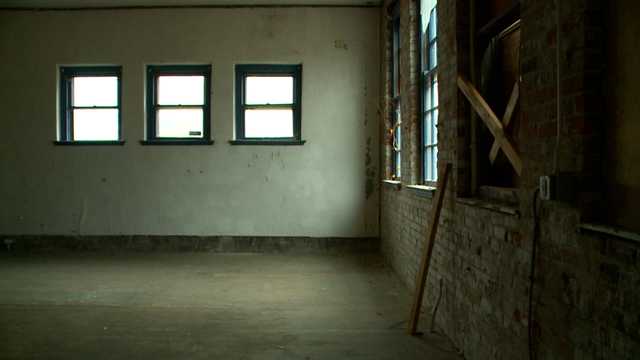 Progress made in revitalizing old school building in Des Moines - Vimarsana News