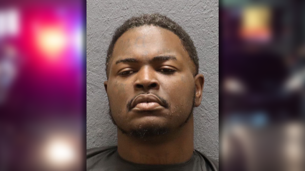 SC: Knife-wielding suspect assaults man during home invasion - WYFF