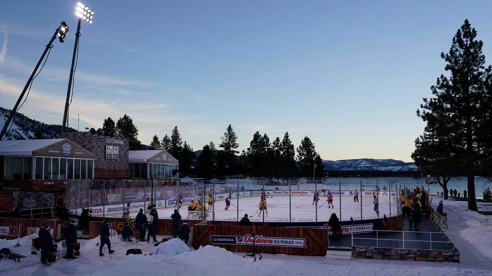 Bruins players wear vintage Red Sox uniforms before Winter Classic 