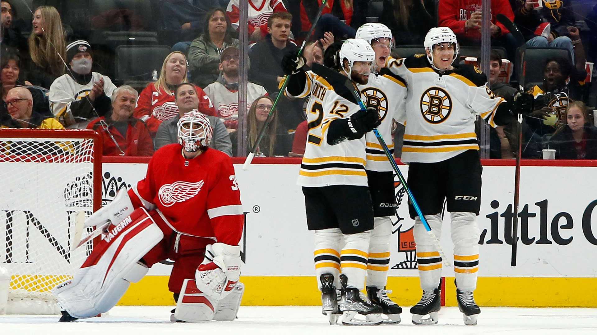 Bruins Pull Away In 3rd Period, Thump Red Wings 5-1