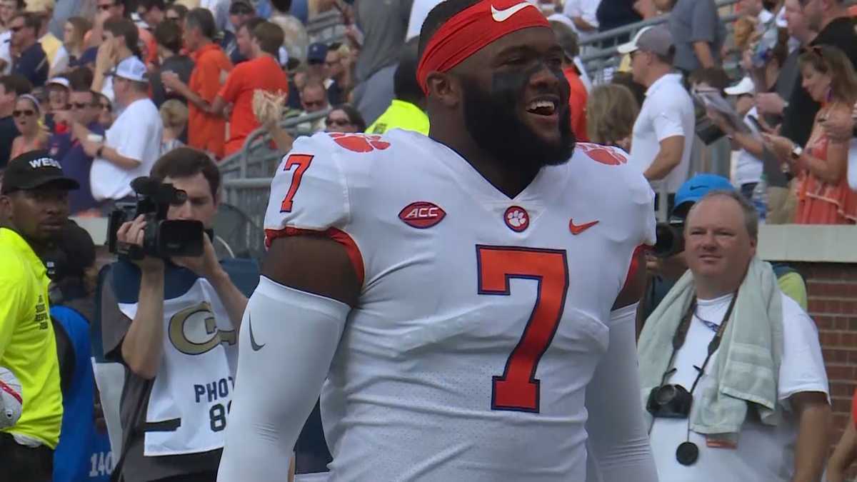 Clemson defensive lineman Clelin Ferrell gets drafted 4th overall