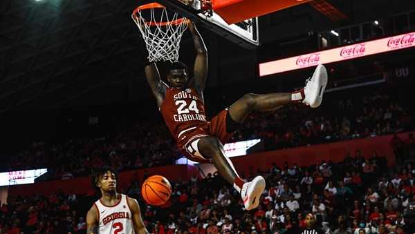 South Carolina Men's Basketball Team Defeats Georgia, 80-68