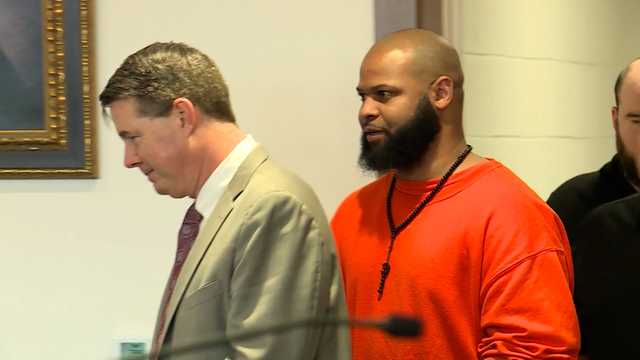 Man sentenced for killing girlfriend with a rock on a Maine beach - Vimarsana News