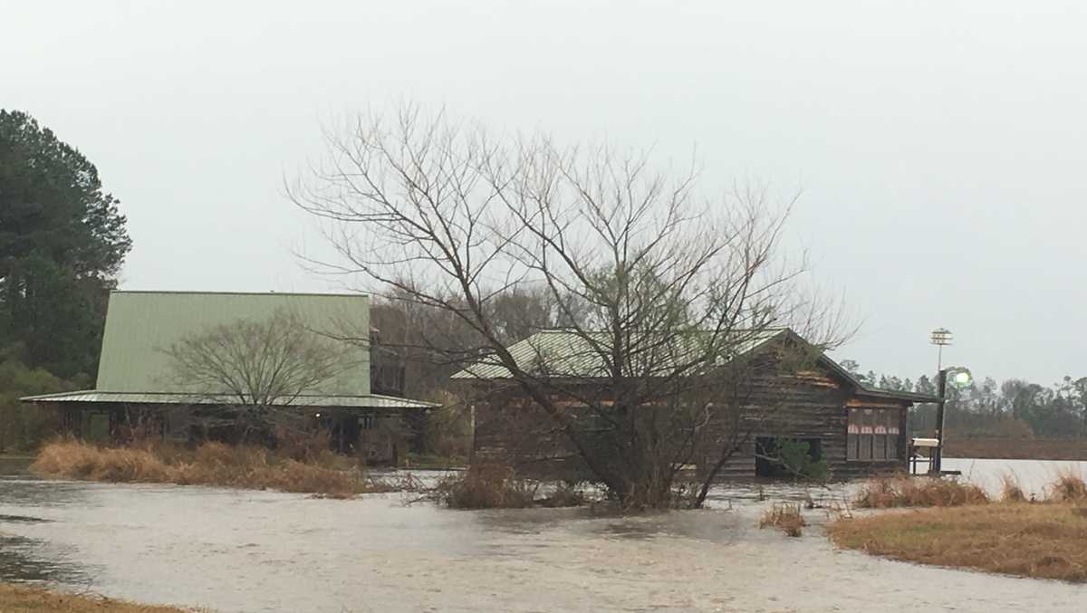 PHOTOS Photos from storm damage across the region