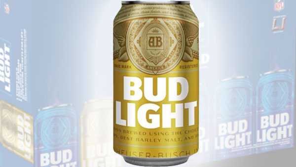 Bud Light Strike Gold TV Spot, 'Super Bowl LI: Tickets for Life' 