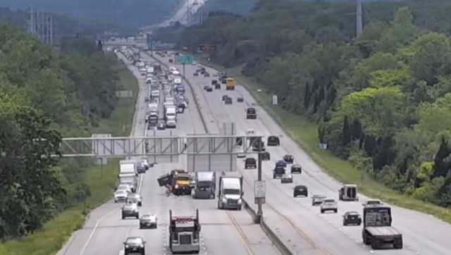 Semitruck involved in crash with MoDOT buffer truck on westbound Interstate 470 - Vimarsana News