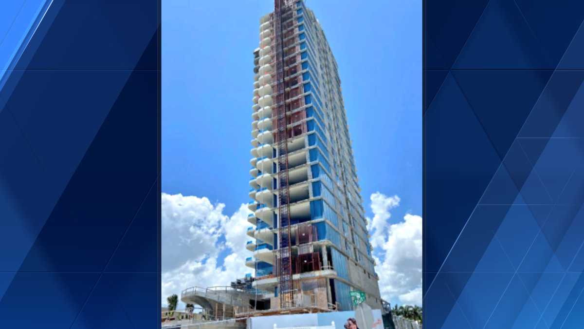 Worker falls to death from West Palm Beach building
