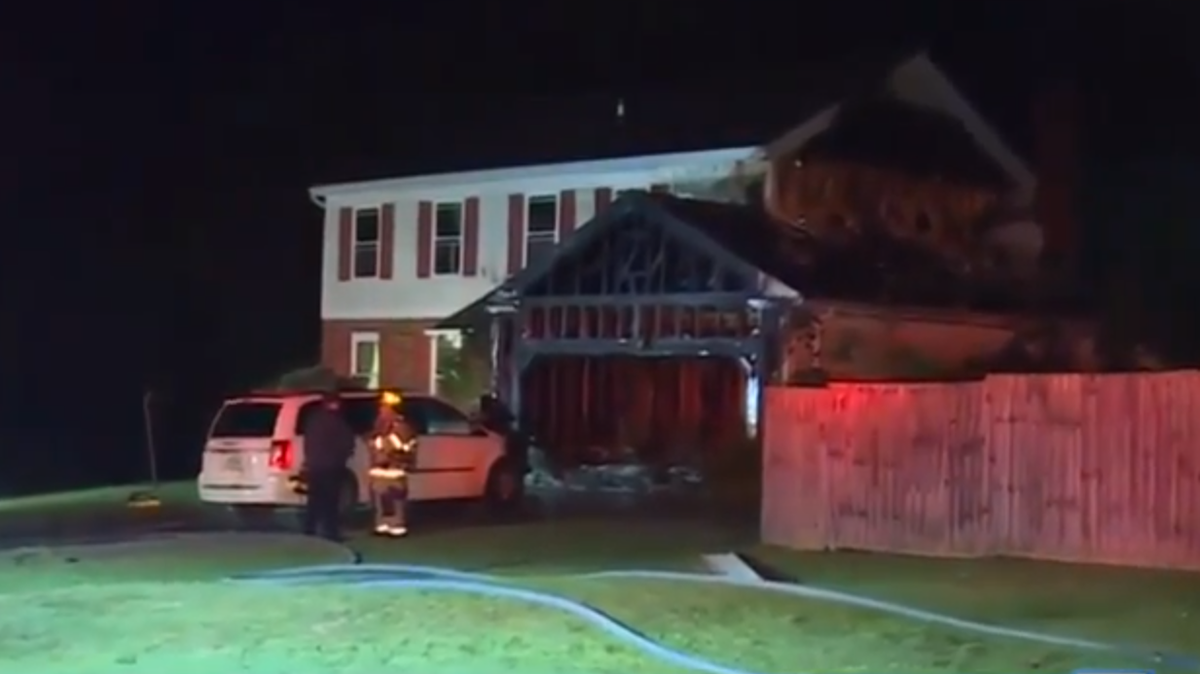Overnight fire destroys garage of Burlington home