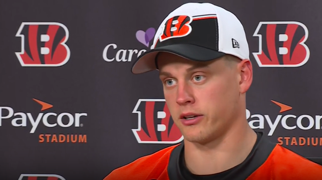 Report: Bengals QB Joe Burrow Aims to Play in 'MNF' vs. Rams Despite Calf  Injury