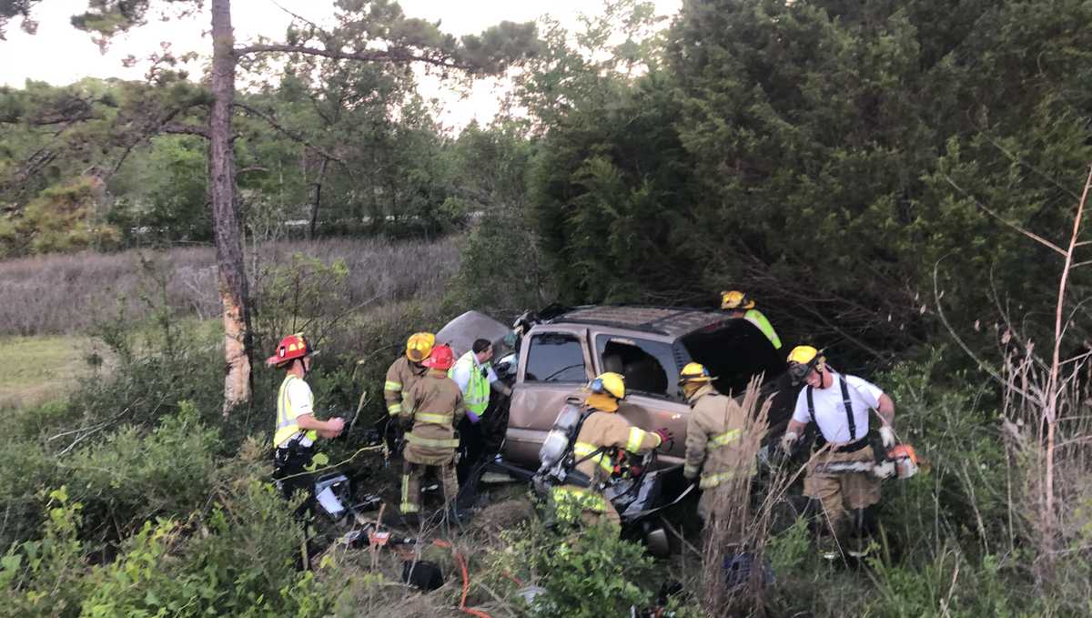 UPDATE: Elderly woman killed in crash on Highway 21 in Beaufort County ...