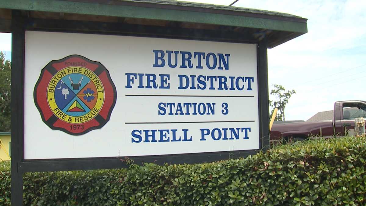 Family escapes house fire in Burton