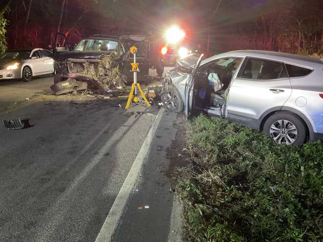 Beaufort County: 3 children injured, driver freed following crash