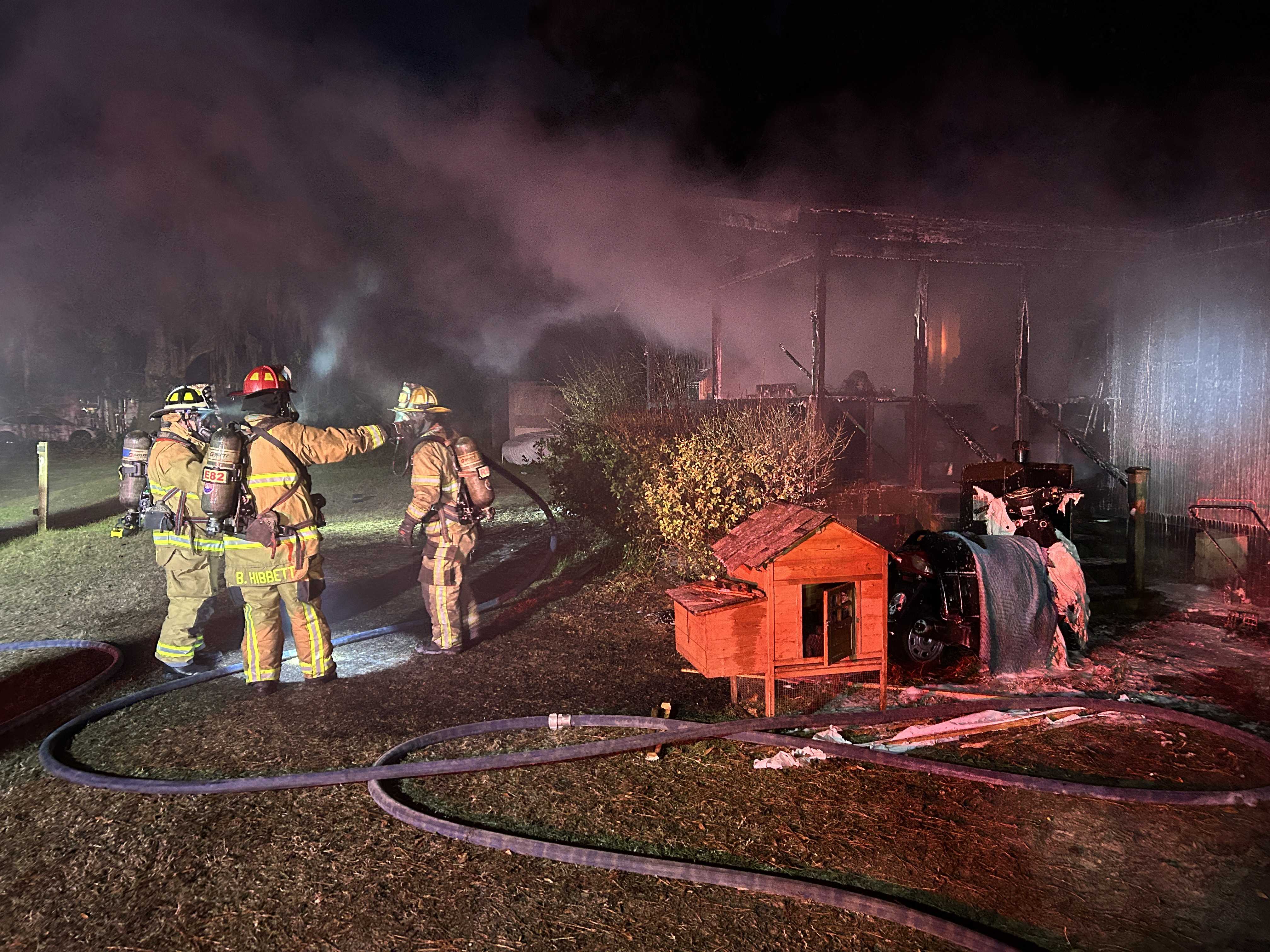 Two injured in early-morning mobile home fire in Beaufort - WJCL