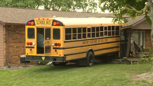 School bus crashes into home, driver taken to hospital - Vimarsana News