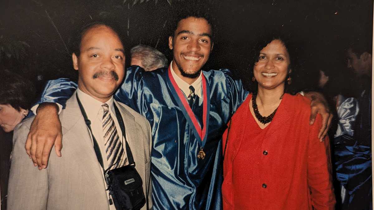 Essay: Ravens' season helped WBAL writer cope with loss of father