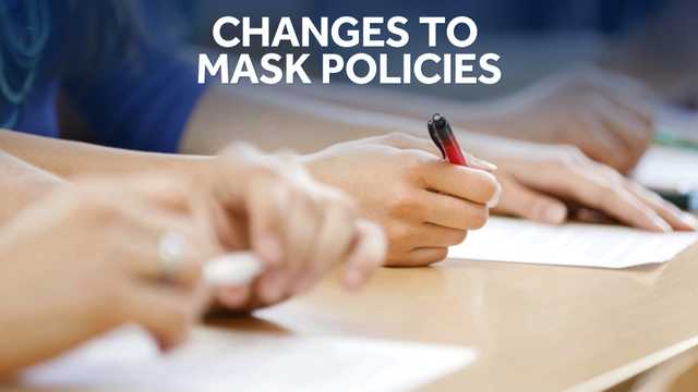Iowa school districts scramble to comply with mask mandate law - Vimarsana News