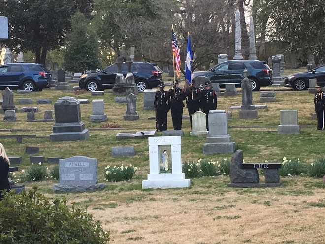 Wreath-laying ceremony marks officer slaying anniversary