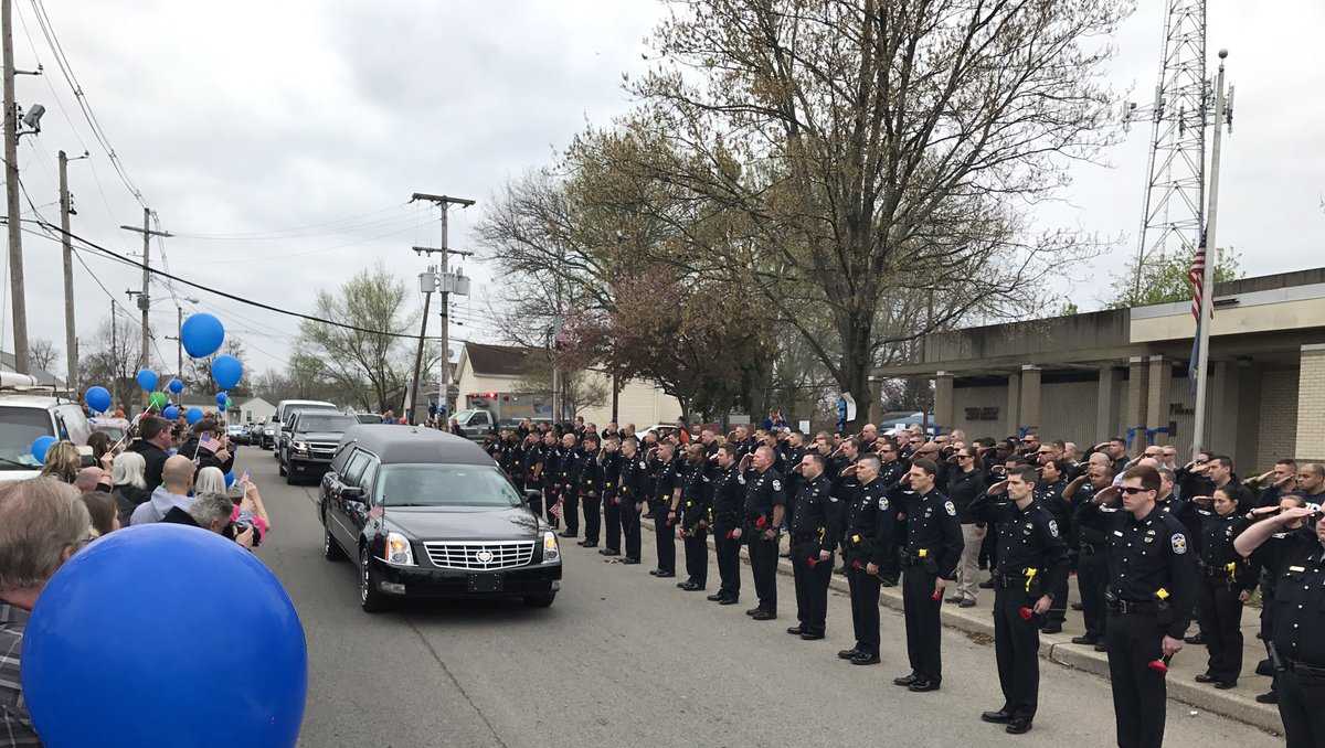 Procession for fallen officer rides through Louisville