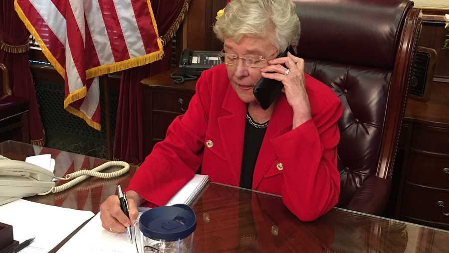 President Trump calls Kay Ivey to congratulate her on becoming governor ...