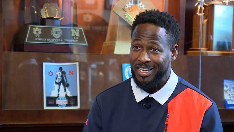 Cadillac Williams talks one-on-one about the Iron Bowl