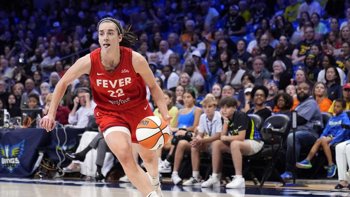 Caitlin Clark Breaks WNBA Rookie Scoring Record