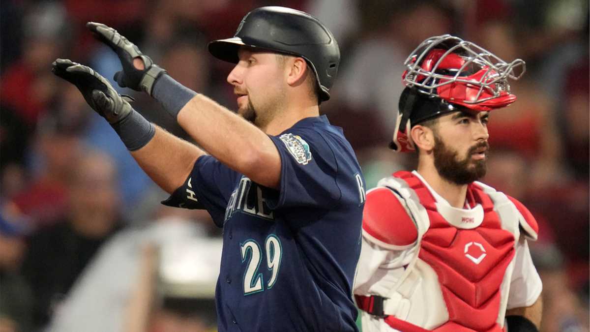 Mariners' George Kirby 'surprised' by ball thrown back at him on mound from  stands