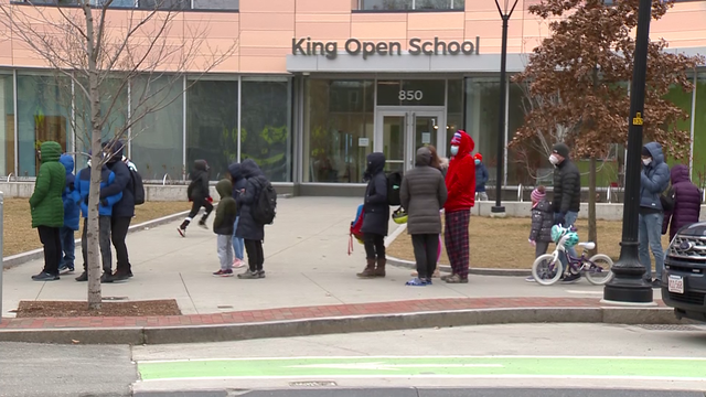 Cambridge delays return to school after holiday break to test students for COVID-19 - Vimarsana News