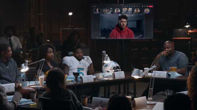 NFL 'script writer' video stars Patrick Mahomes and the Kelces - Vimarsana News
