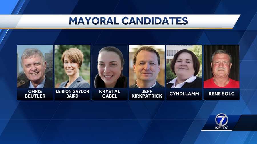 Lincoln residents vote for mayoral candidates Tuesday