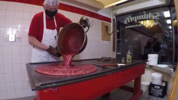 This Jeffersonville confectionery is celebrating 130 years of candy making - Vimarsana News