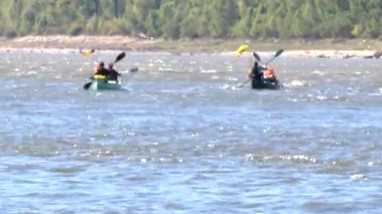 Family of eight canoes the Mighty Mississippi, set to arrive in Vicksburg
