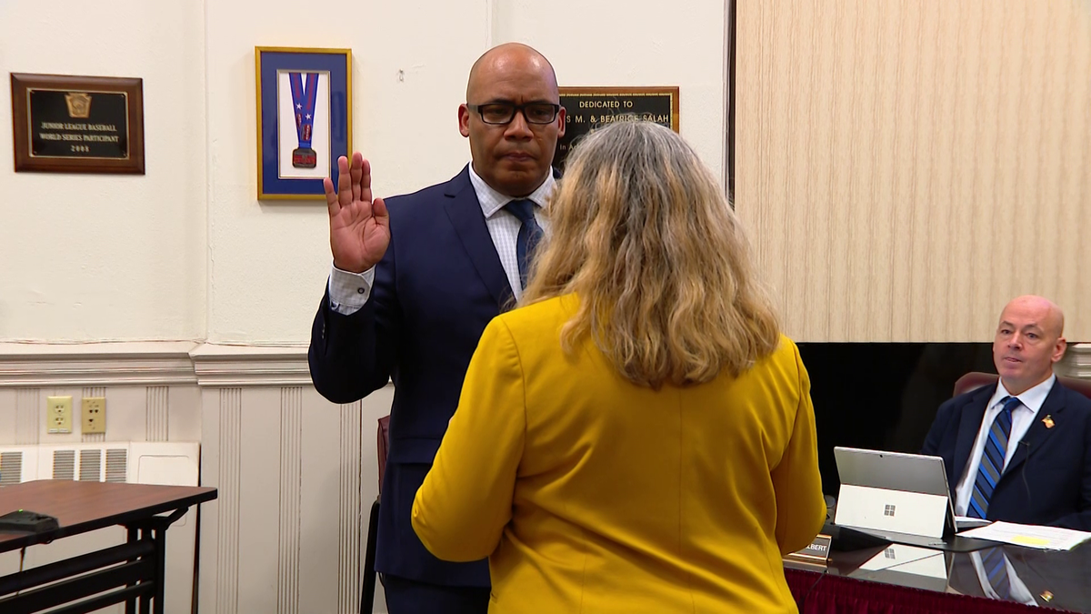 Canton officially swears in new police chief