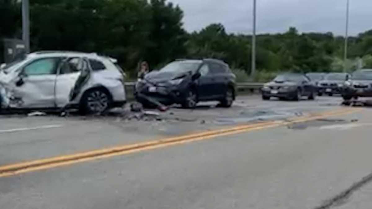 Multi-vehicle crash snarls Massachusetts traffic heading to Cape Cod for weekend