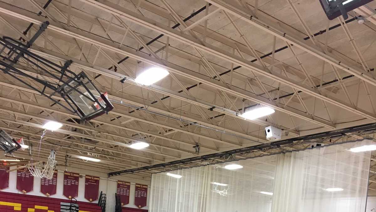 PHOTOS Long lines reported at polling locations across Maine