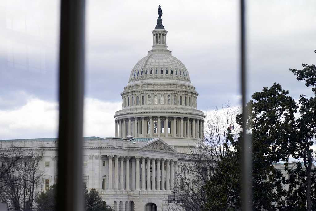 Moody’s downgrades US credit rating