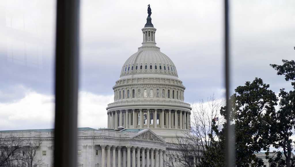 Moody’s downgrades US credit rating