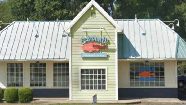 Captain D S In Hikes Point Is Closing For Good