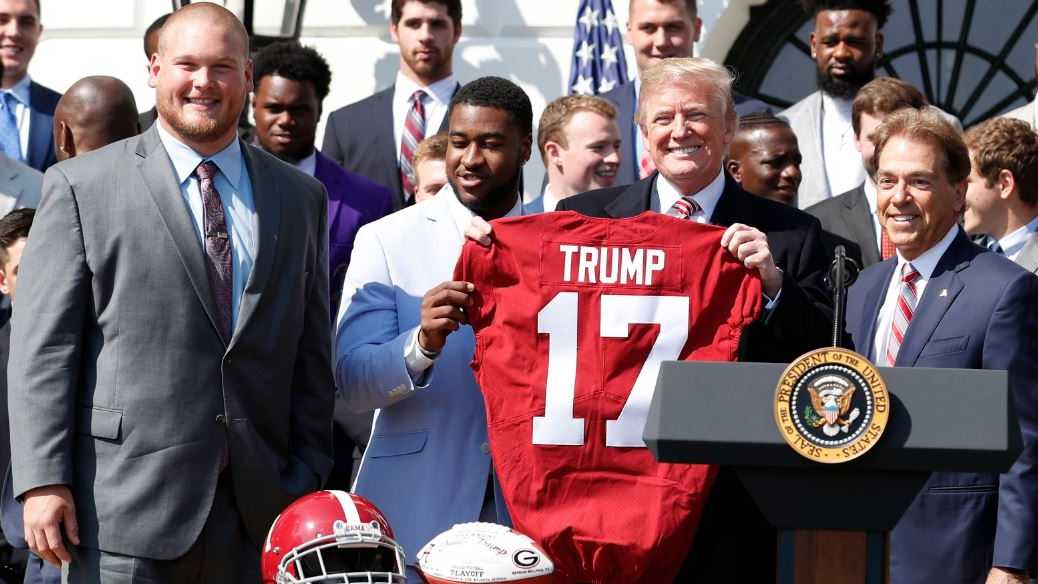 Trump hails championship Alabama football team