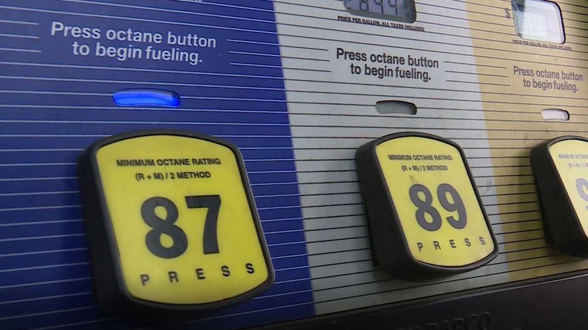 Gas prices high for Memorial Day, but could be heading lower