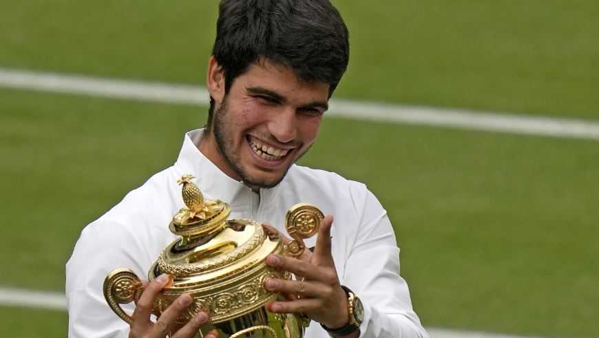 Carlos Alcaraz beats Novak Djokovic in 5 sets to win Wimbledon for a second  Grand Slam trophy