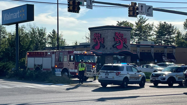 Man arrested in police standoff outside Brewer Walmart - Vimarsana News
