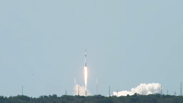 Pilot's dream fulfilled after ashes rocket launched to space - Vimarsana News