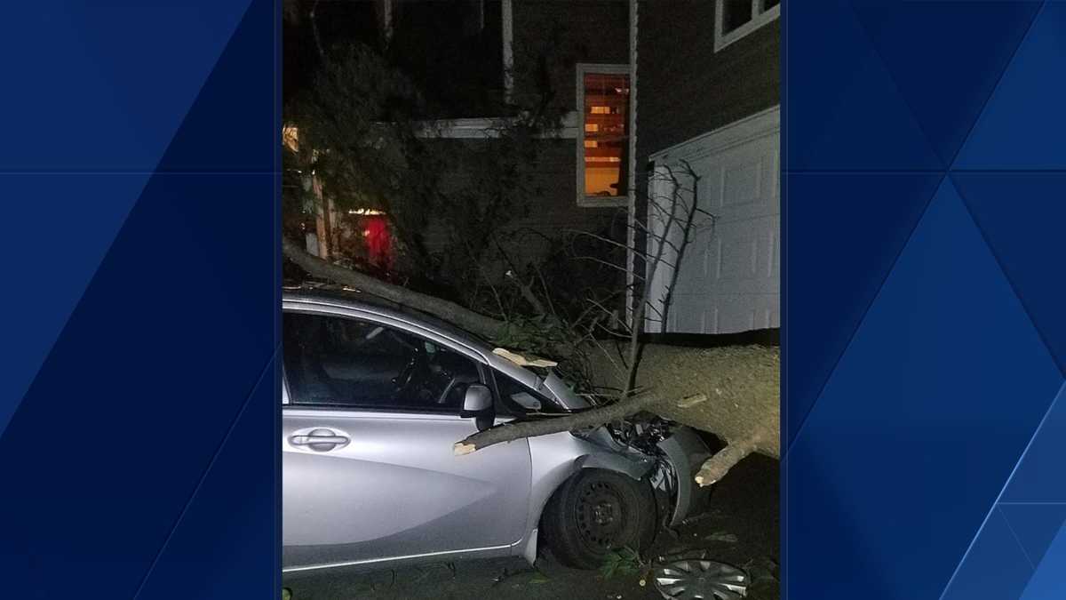Strong winds leave thousands of Mainers without power