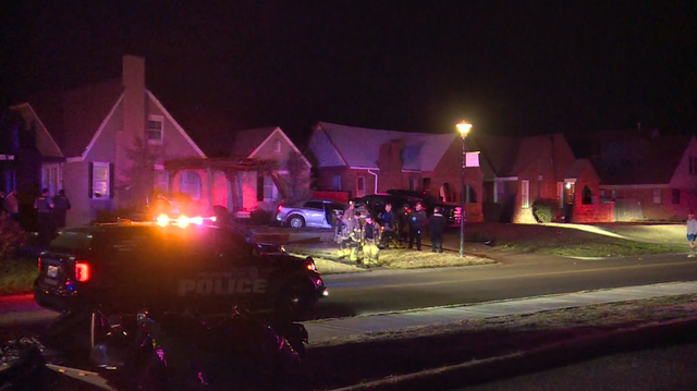 OKC police suspect suspect after driver crashes into home - Vimarsana News