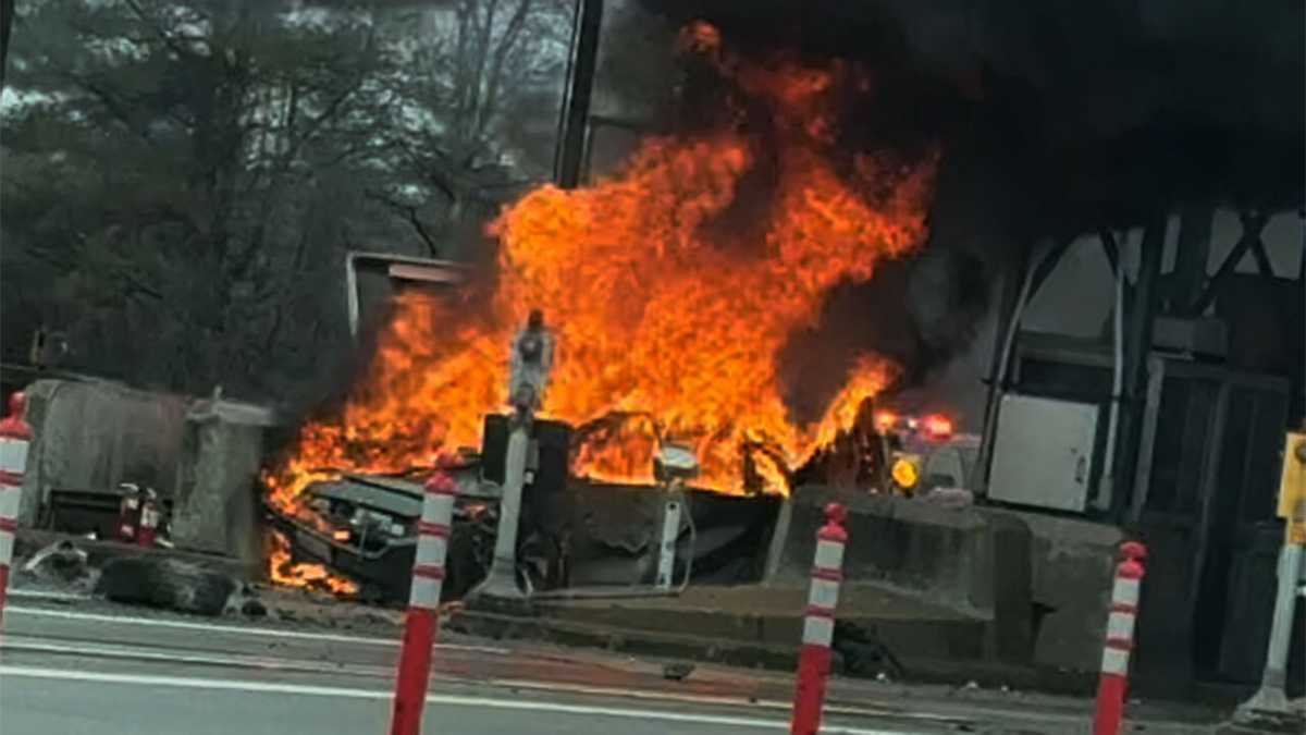 Bob's Burgers actor Eugene Mirman injured in New Hampshire crash